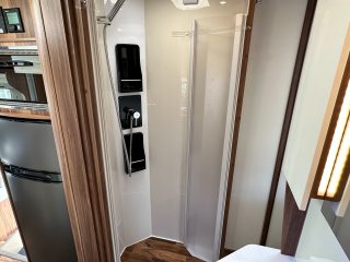 /photos/8982/015d0a4c-6885-98fa-9470-4334c38505bf_i320x240.jpg