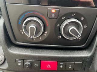 /photos/8982/03225860-c229-6c12-f234-74ff950a7964_i320x240.jpg