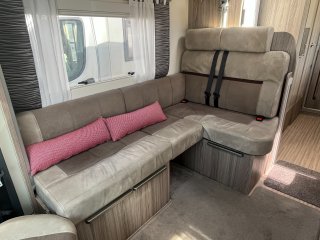 /photos/8982/0823b378-b7fb-1e57-d31f-f886e9334d83_i320x240.jpg
