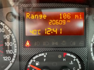 /photos/8982/0963cf85-8b93-76c7-c190-a14334794452_i320x240.jpg