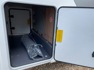 /photos/8982/0a7329f6-db31-4e7d-647e-ae268b0f6eb5_i320x240.jpg