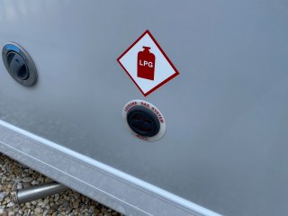 /photos/8982/0ad6ba0e-4988-ac26-3ff3-e06f7a0d6b1f_i320x240.jpg