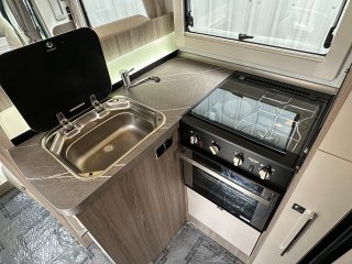 /photos/8982/0ea0b064-e572-d18b-b1ed-7b73c69d491b_i320x240.jpg