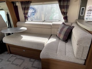 /photos/8982/14a9838c-ba37-eddf-74dc-ba0cde73ec45_i320x240.jpg