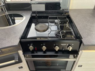 /photos/8982/169b4607-504b-e61d-5462-53f8a05bd070_i320x240.jpg