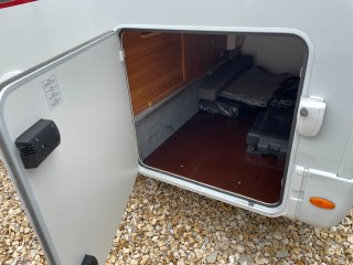 /photos/8982/1d5a6c78-70fb-9404-bcc5-8ac303b99251_i320x240.jpg