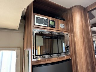 /photos/8982/22129888-69fe-3043-b42e-d2dc3b438804_i320x240.jpg