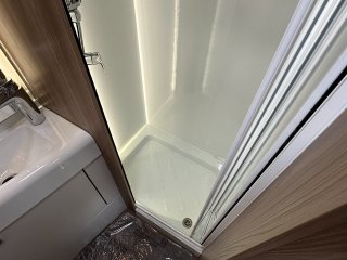 /photos/8982/275ebe69-e89d-5ae2-cc95-3749b0bddcf0_i320x240.jpg