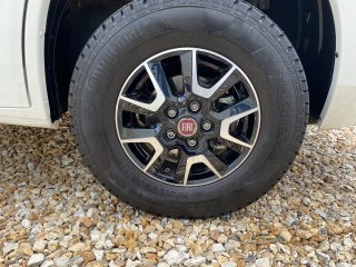 /photos/8982/33101be6-0b45-cf23-a0f7-90110e0203e1_i320x240.jpg