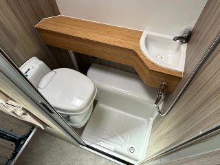 /photos/8982/35689f0f-9502-a87c-04c9-eed71802a1bc_i320x240.jpg