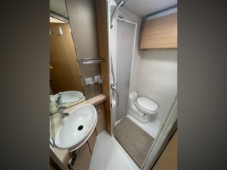 /photos/8982/36a6d835-2e7f-07d6-3576-e43760d08b4d_i320x240.jpg