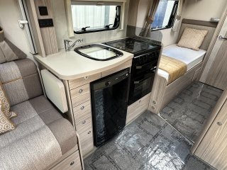 /photos/8982/38b68c90-c375-6cee-6dd1-7af3e16599d1_i320x240.jpg