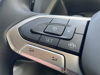 /photos/8982/39078a30-d283-ae13-bacd-eb0d38f6db0b_i320x240.jpg
