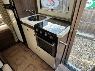 /photos/8982/3a30bfb8-8033-1f10-8206-28ee34972eca_i320x240.jpg