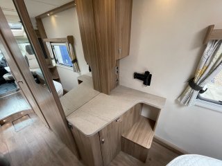 /photos/8982/3d9cb603-310b-a2ca-dfb1-01ce344e6406_i320x240.jpg