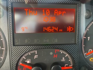 /photos/8982/3df7d35b-c5b6-9aec-b92d-3d5a3c1394d8_i320x240.jpg