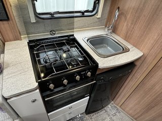 /photos/8982/4317072b-22db-7d70-1c1b-b07e859ed703_i320x240.jpg