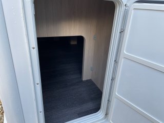 /photos/8982/48975684-f003-ad82-7da8-b1145acf9eec_i320x240.jpg
