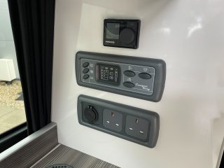 /photos/8982/4cf7bfdb-1b07-b1ef-d20f-c18a01de4c52_i320x240.jpg