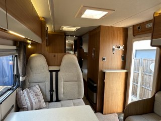 /photos/8982/4d7b6fb5-8956-c354-b866-b2e5eb597bd1_i320x240.jpg