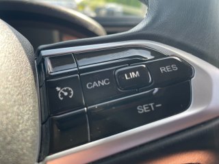 /photos/8982/52add132-6c53-bb7e-e21d-2f62d4bd86c6_i320x240.jpg