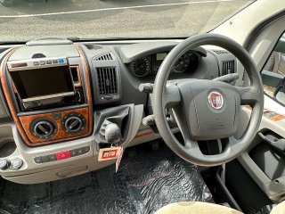 /photos/8982/53813825-197e-8d2e-9c12-2ebd239b2ef5_i320x240.jpg