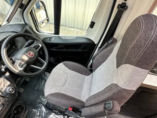 /photos/8982/54c2f481-3154-3c16-bf44-71057eca998a_i320x240.jpg