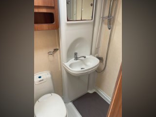 /photos/8982/55f03317-5aa1-689f-a1ae-469a10cbd0ea_i320x240.jpg