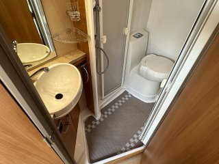 /photos/8982/5f2e0cab-e540-b4b7-50cf-40364d117e95_i320x240.jpg