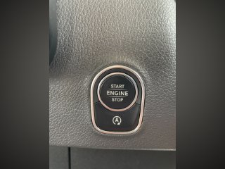 /photos/8982/65d8a438-1089-8ee6-c2f6-5f8f1a9d2482_i320x240.jpg