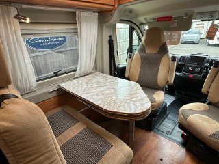 /photos/8982/65df3119-9b65-8bc2-75e9-c3129af949a6_i320x240.jpg