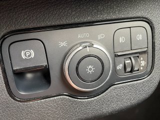 /photos/8982/6a2a980c-9471-e367-9ff7-85cc9ce6482f_i320x240.jpg