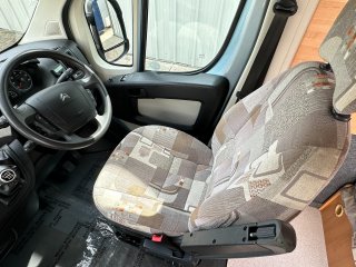 /photos/8982/6a5dd637-4c93-e6f3-1a76-e35f86da76b0_i320x240.jpg