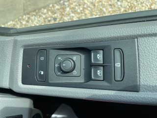 /photos/8982/704a907d-10f1-574e-4d97-186ea7e31332_i320x240.jpg