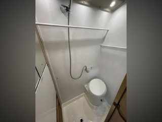 /photos/8982/7b706264-573e-d479-182b-77ce00f25340_i320x240.jpg