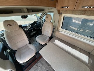 /photos/8982/7fbd3816-5200-ca0c-d898-620f90ea7998_i320x240.jpg