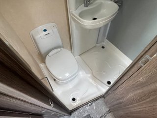 /photos/8982/81c076b4-4040-3523-435a-c1aba4f0bf2f_i320x240.jpg
