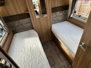 /photos/8982/867e3567-66b3-7269-13a5-785072de7393_i320x240.jpg