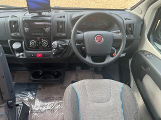 /photos/8982/8900f61b-4705-e493-8413-2c568982e975_i320x240.jpg