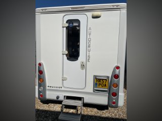 /photos/8982/8b4782d8-386e-c236-3255-20c24a0b4b90_i320x240.jpg