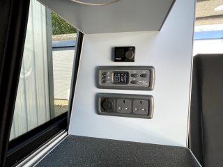 /photos/8982/8b801710-cea7-d560-acc5-5a30b6d20cc6_i320x240.jpg
