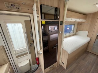 /photos/8982/8e8f80d2-a332-d32a-db22-7f34e83f79ac_i320x240.jpg