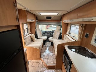 /photos/8982/8f8e3b56-b5bb-1026-4126-7be90987b71c_i320x240.jpg