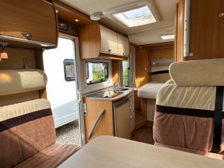 /photos/8982/8fc4d03a-35a9-bc39-b7b3-45752a2b684d_i320x240.jpg