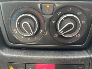 /photos/8982/905ef13a-0bef-94a5-ed59-dab7312eec30_i320x240.jpg