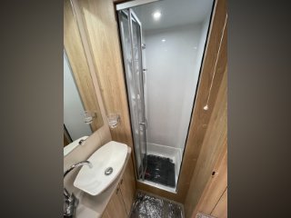/photos/8982/90c1bfb7-5661-dd6a-7d27-e8dc4d3cedab_i320x240.jpg