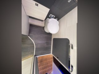 /photos/8982/94f8d79a-a41d-a285-d0bf-ea5d3b716e95_i320x240.jpg