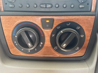 /photos/8982/961e526d-22af-b954-cb9a-3a66c4eec371_i320x240.jpg
