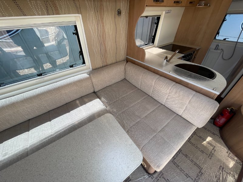 /photos/8982/966fd6a9-deac-4c18-8dff-d069c514c54c_i800x600.jpg