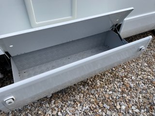 /photos/8982/97024337-d802-6fd1-aec6-5e7e2257c2cf_i320x240.jpg